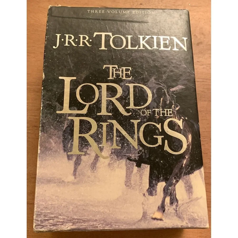 J.R.R. Tolkien The Lord of the Rings Set of Three Paper‎ Back Slip Case
